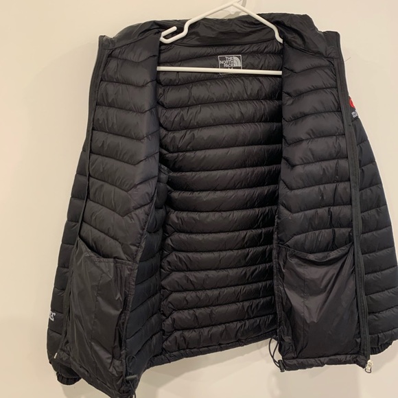 Faux The North Face Black Puffy Jacket Size M— LIKE NEW - Picture 6 of 13